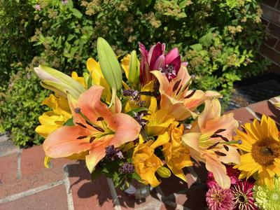Special Lily Bouquet