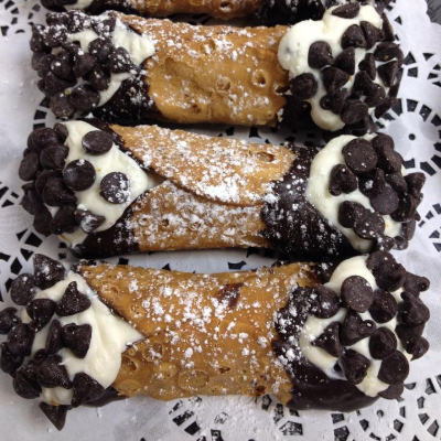 Cannolis