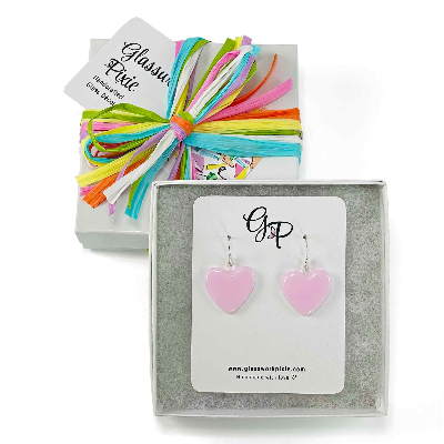 Sweet On U | Heart Earrings