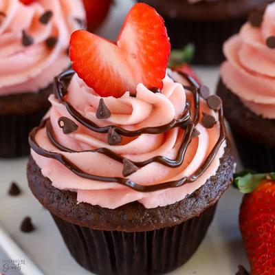 Strawberry Cupcake (Regular & Gluten Free)