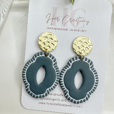 Assorted Earring Styles (Multiple Images)