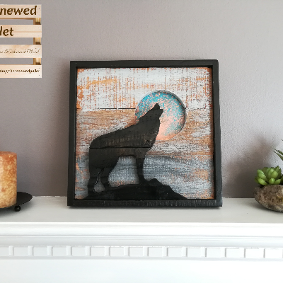 Pallet Wood "Howling Wolf" Cut Out With Patina Copper Moon Inlay