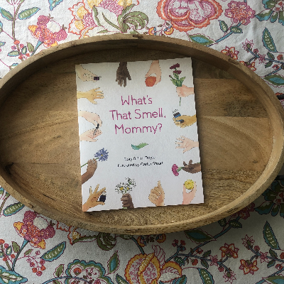 "What's That Smell, Mommy?" Picture Book