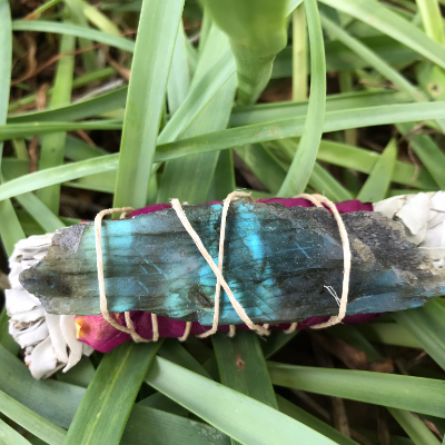 Hand Wrapped Sage Bundles