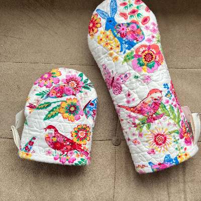 Potholders, Trivets, And Oven Mitts