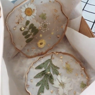 Pressed Flower Resin Coasters - Pastel Flower Shop - Marketspread