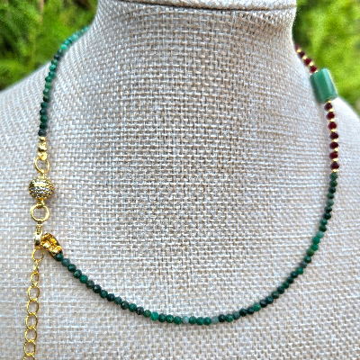 Emerald Ruby Choker