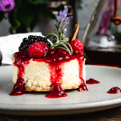 Cheesecake With Homestyle Berry Sauce