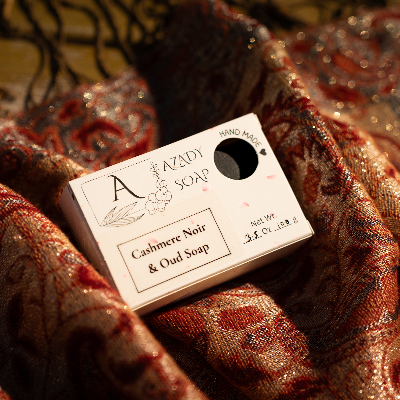 Cashmere Noir & Oud