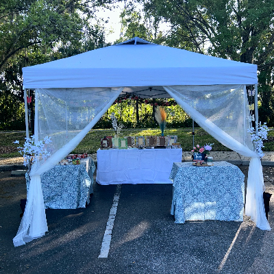 10x10 Tent Display