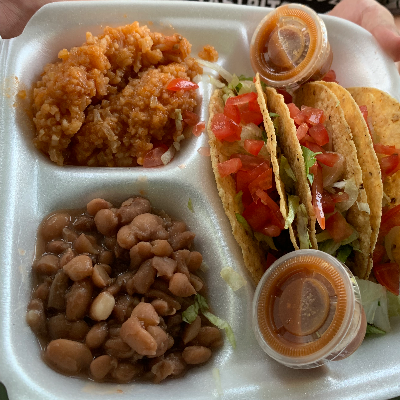 Lil Mos Tamales & More