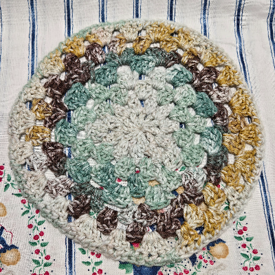 Granny Stitch Farmhouse Hotpad