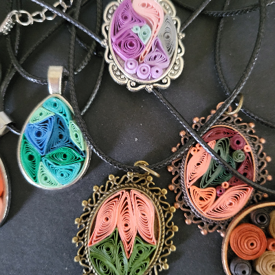 Quilled Pendants With Necklace