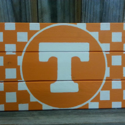 Tennessee Shape Checkerboard Rustic Pallet Wood Sign
