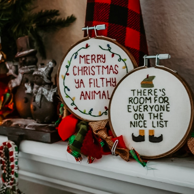 Christmas Embroidery Hoop: Merry Christmas Ya Filthy Animal