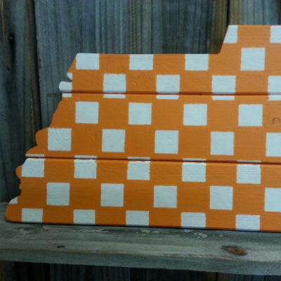 Tennessee Shape Checkerboard Rustic Pallet Wood Sign