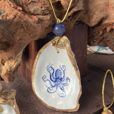 Oyster Shell Ornament - Octopus