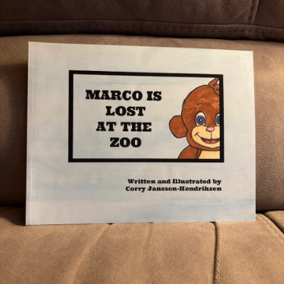 " Your Name" Is Lost At The Zoo - Book 'N Buddy Combo