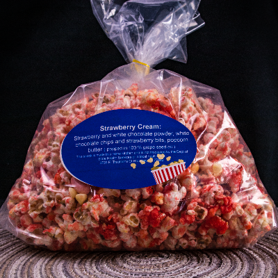 Pizadee Pop Pop Strawberry Cream Gourmet Popcorn