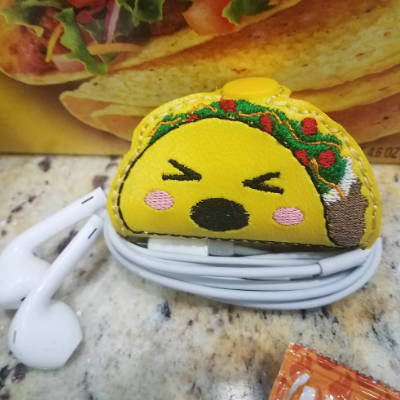 Screaming Taco Earbud/Wire Holder