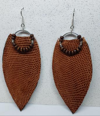 Jewelry/Clothing/Headgear