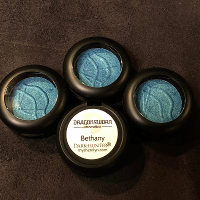 Dark-Hunters Eye Shadow