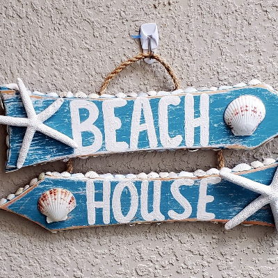 Planks/Beach Signs