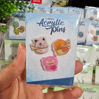 Acrilyc Pins